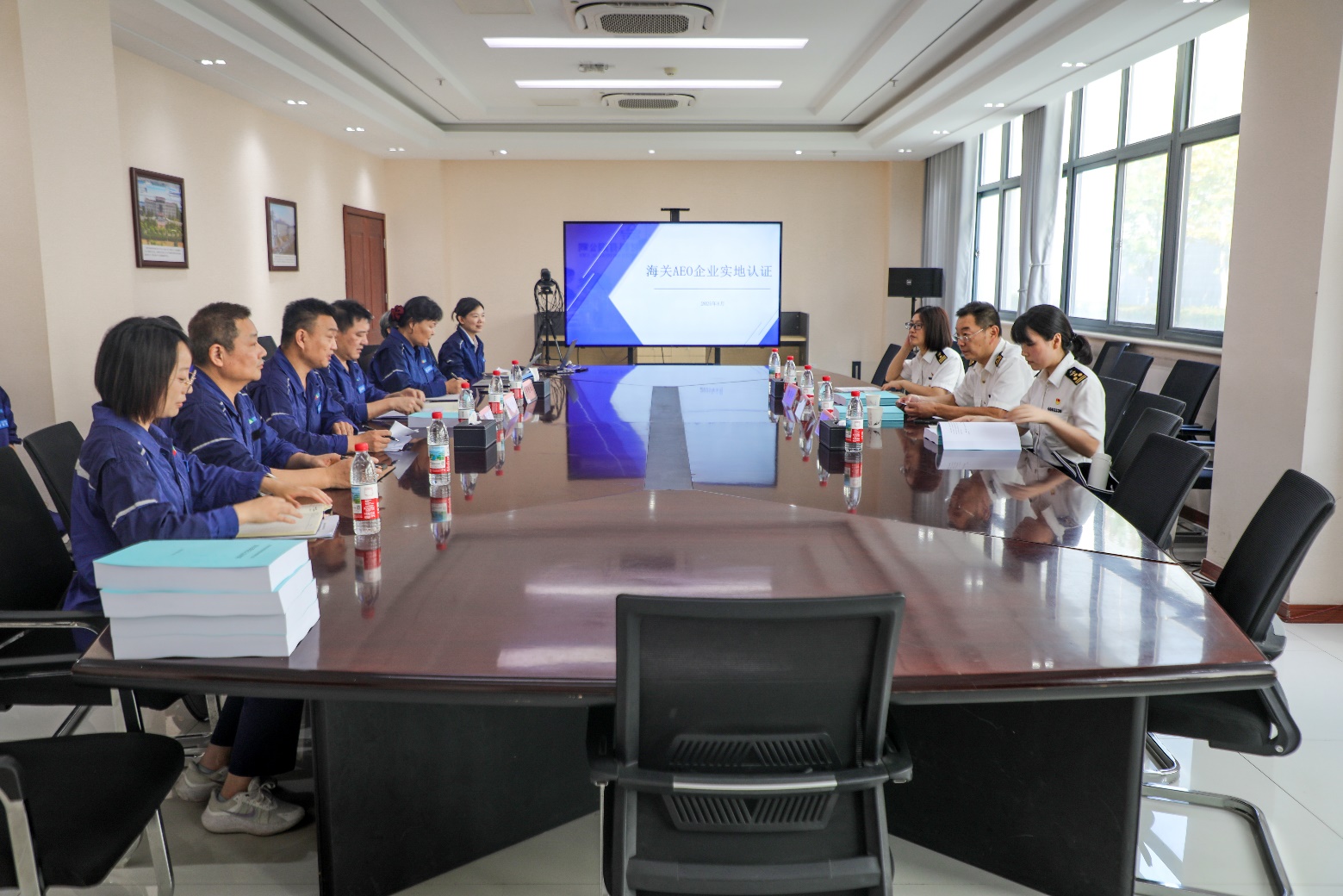 喜報(bào)！安彩高科順利通過(guò)海關(guān)AEO高級(jí)認(rèn)證企業(yè)復(fù)核，合規(guī)實(shí)力再獲權(quán)威認(rèn)可！